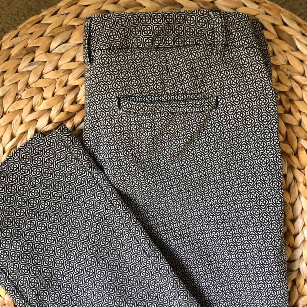 VAN HEUSEN STUDIO SLIM FIT CROP CAPRI.